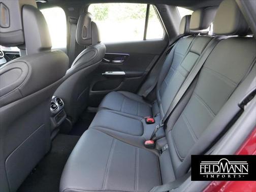 2025 Mercedes-Benz GLC 350e Base