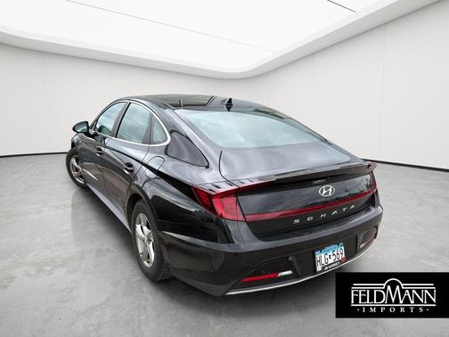 Phantom Black 2022 Hyundai SONATA SE