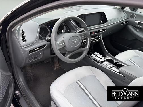 Phantom Black 2022 Hyundai SONATA SE