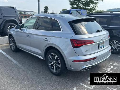 2022 Audi Q5 45 S line Premium Plus