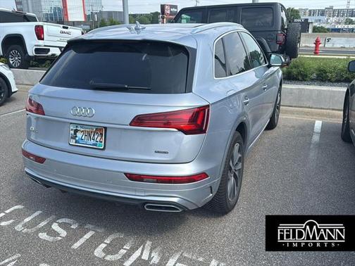 2022 Audi Q5 45 S line Premium Plus