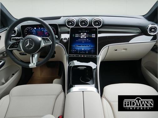 2026 Mercedes-Benz GLC 300 4MATIC