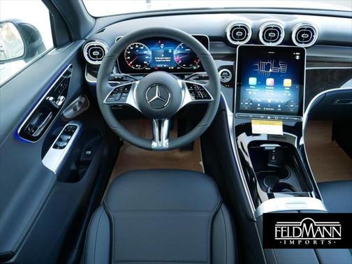 2025 Mercedes-Benz GLC 300 4MATIC