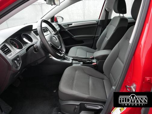 2016 Volkswagen Golf TSI S 4-Door