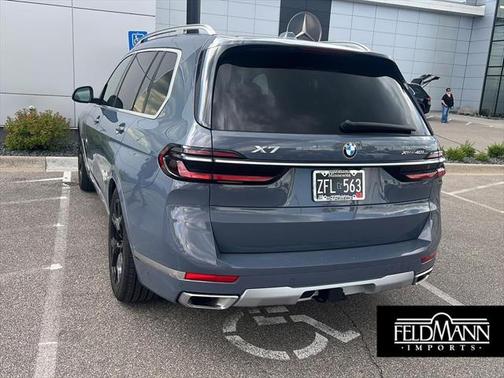 2024 BMW X7 xDrive40i