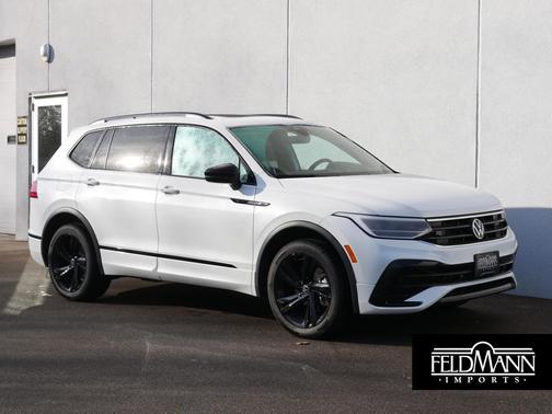 2023 Volkswagen Tiguan 2.0T SE R-Line Black 4MOTION