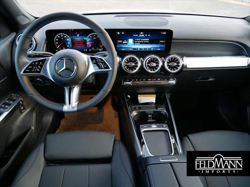 2025 Mercedes-Benz GLB 250 4MATIC