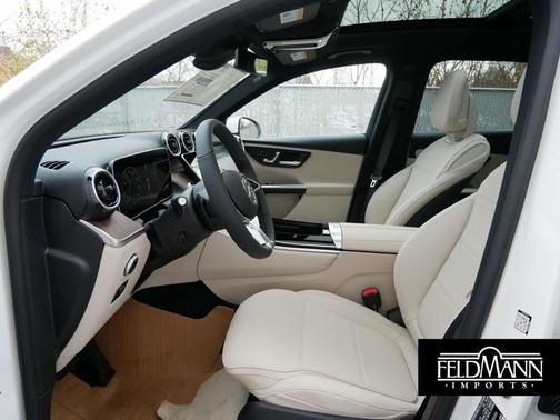 2026 Mercedes-Benz GLC 300 4MATIC