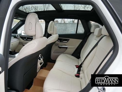 2026 Mercedes-Benz GLC 300 4MATIC