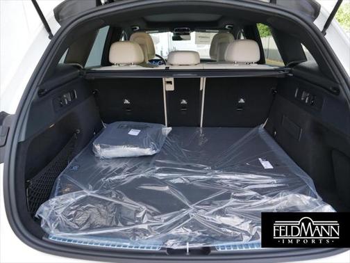 2025 Mercedes-Benz GLC 350e Base