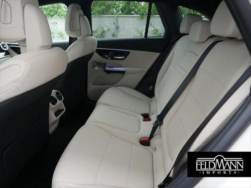 2025 Mercedes-Benz GLC 350e Base