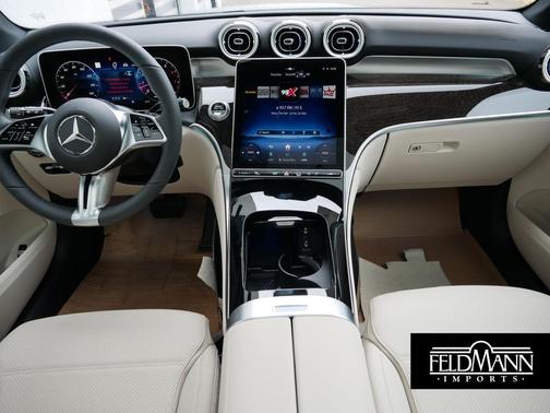 2026 Mercedes-Benz GLC 300 4MATIC