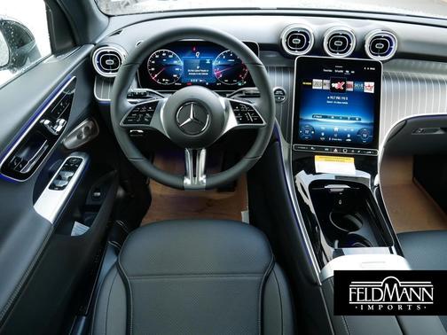 2026 Mercedes-Benz GLC 300 4MATIC