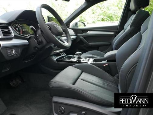 2024 Audi Q5 45 S line Premium Plus