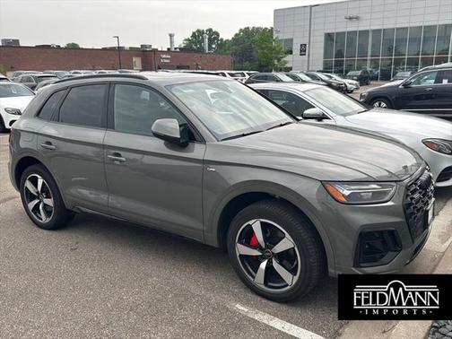 2024 Audi Q5 45 S line Premium Plus