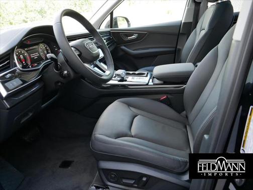 2023 Audi Q7 55 Premium