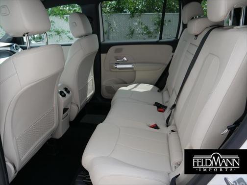 2025 Mercedes-Benz GLB 250 4MATIC