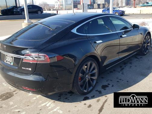 2020 Tesla Model S Performance