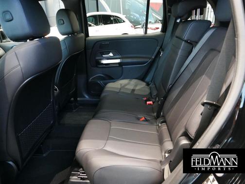 Night Black 2025 Mercedes-Benz GLB 250 4MATIC