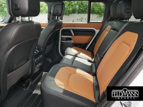 2023 Land Rover Defender 110 X-Dynamic SE