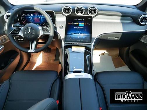 2025 Mercedes-Benz GLC 350e Base