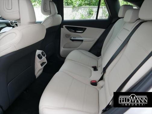 2025 Mercedes-Benz GLC 300 4MATIC