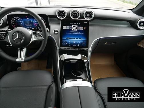2025 Mercedes-Benz GLC 300 4MATIC