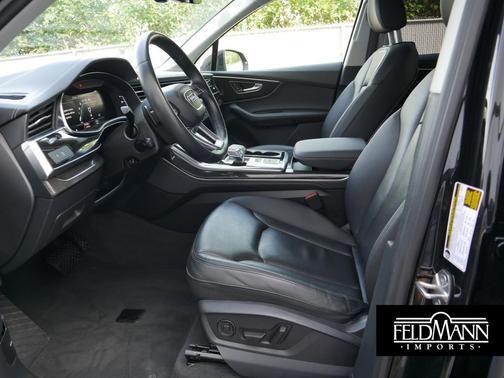 2024 Audi Q7 55 Premium Plus