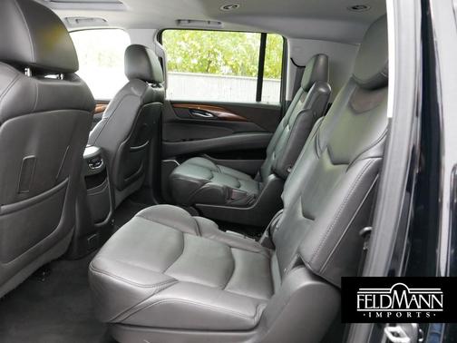 2018 Cadillac Escalade ESV Luxury