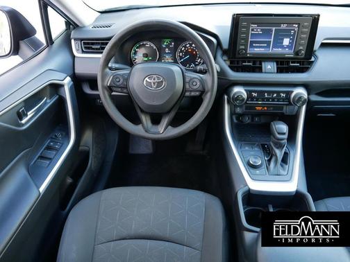 2022 Toyota RAV4 Hybrid XLE