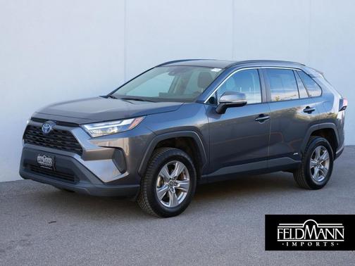 2022 Toyota RAV4 Hybrid XLE