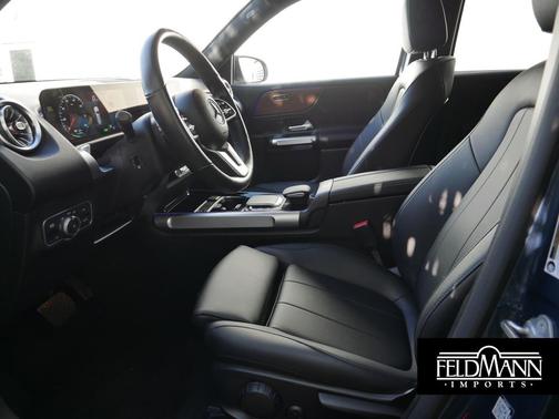 2022 Mercedes-Benz EQB 300 4MATIC