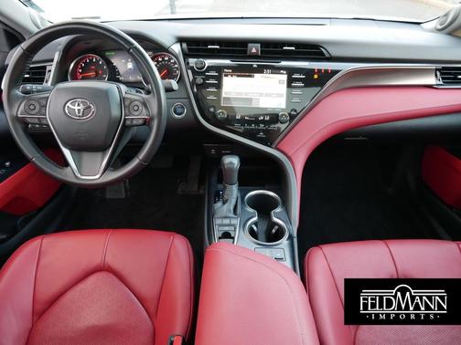 2019 Toyota Camry XSE