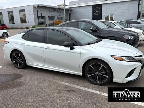 2019 Toyota Camry XSE