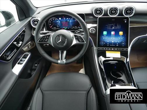 2025 Mercedes-Benz GLC 350e Base