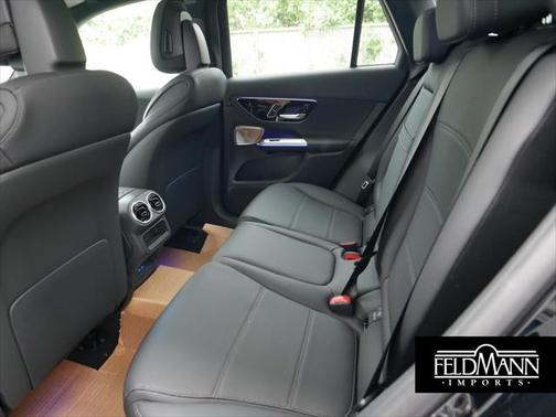 2025 Mercedes-Benz GLC 350e Base