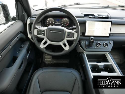 2025 Land Rover Defender 110 P300