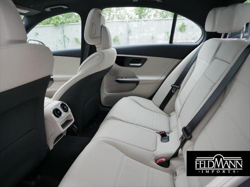 2025 Mercedes-Benz C-Class C 300 4MATIC Sedan