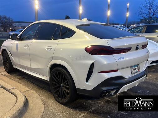 2022 BMW X6 xDrive40i