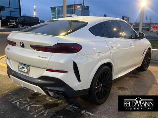 2022 BMW X6 xDrive40i