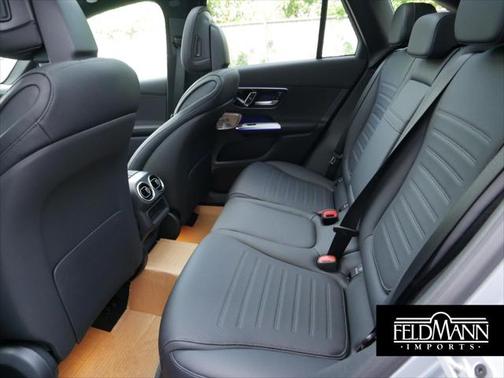 2025 Mercedes-Benz GLC 350e Base