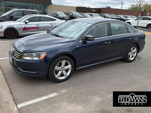 Night Blue Metallic 2014 Volkswagen Passat 1.8T S
