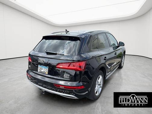 Brilliant Black 2018 Audi Q5 2.0T Premium