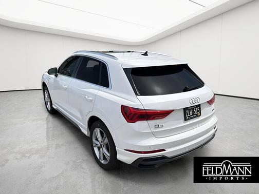 Ibis White 2021 Audi Q3 45 S line Premium