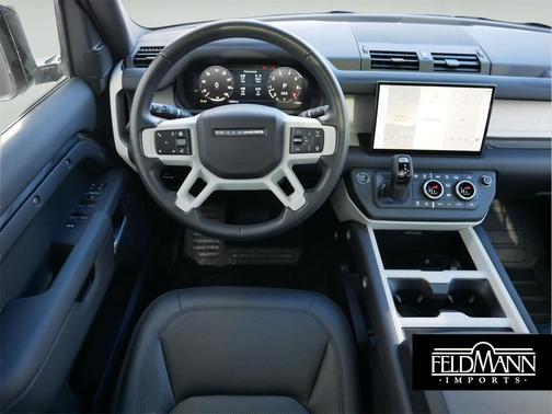 2025 Land Rover Defender 110 P300