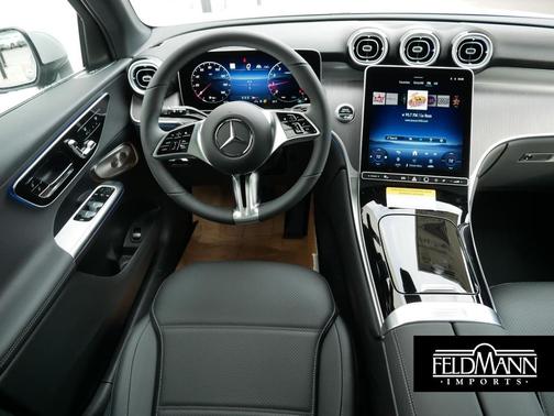 2026 Mercedes-Benz GLC 300 4MATIC
