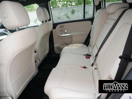 2025 Mercedes-Benz GLB 250 4MATIC