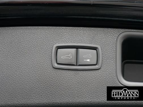 2022 Porsche Macan S