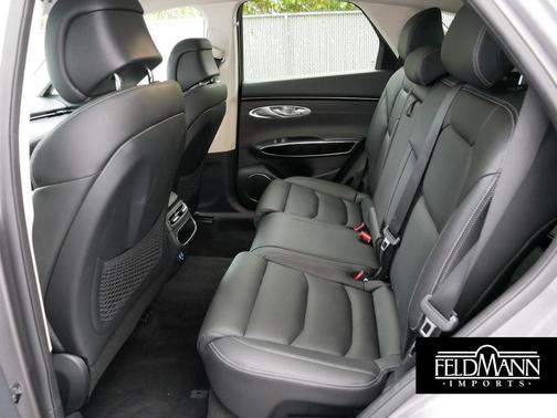 2025 Genesis GV70 2.5T AWD
