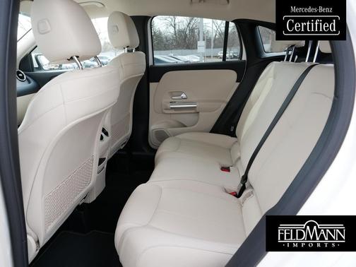 Polar White 2021 Mercedes-Benz GLA 250 Base 4MATIC